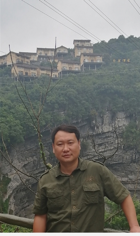 迷彩人生的第一张照片--太原相亲服务中心