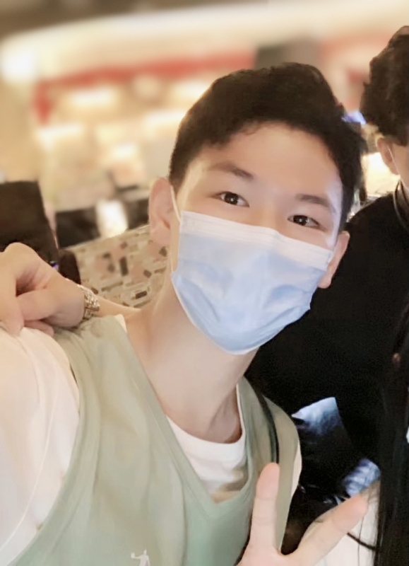 六月的春风的第一张照片--太原相亲服务中心