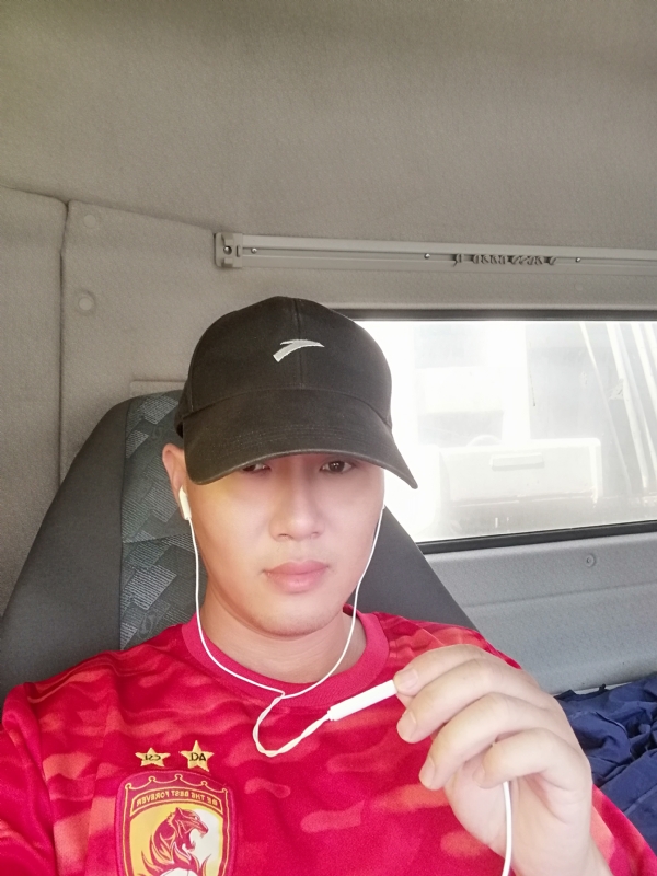 B大叔的第二张照片--太原相亲服务中心