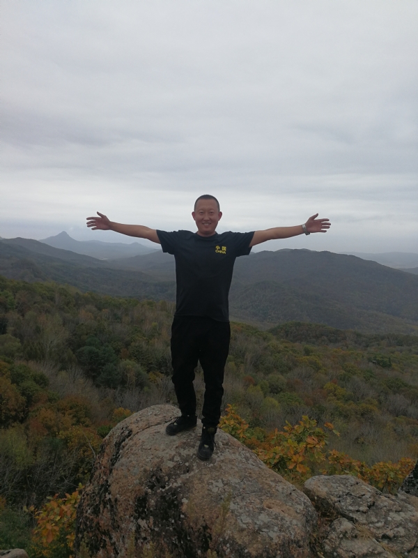 俗人的第一张照片--太原相亲服务中心