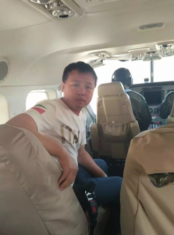 随风飘零的第一张照片--太原相亲服务中心