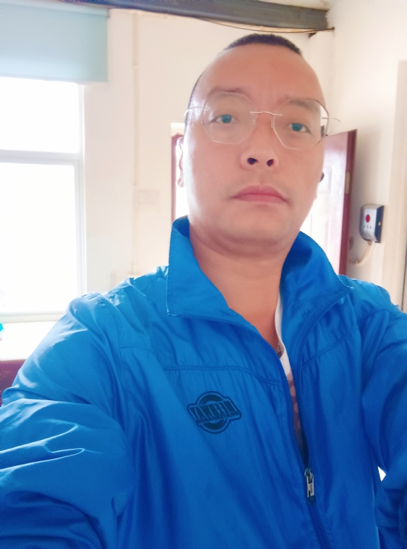 通海混混的第一张照片--太原相亲服务中心