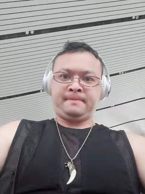 醉叶孤城的第一张照片--太原相亲服务中心