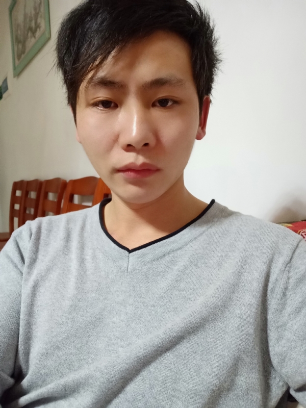 小强的第一张照片--太原相亲服务中心