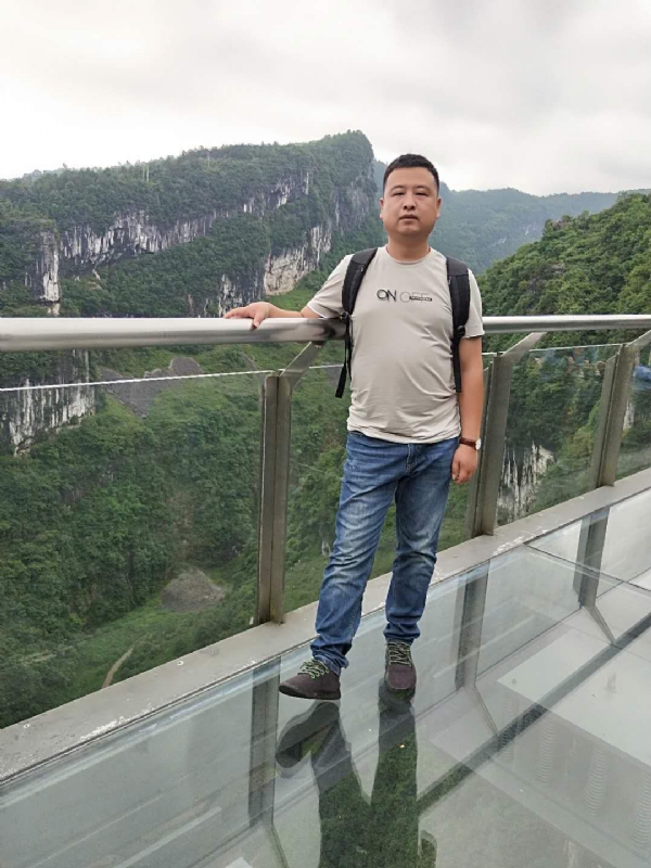 天使的第一张照片--太原相亲服务中心