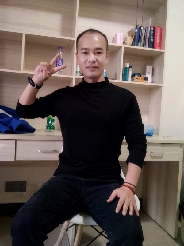 熊大与熊二的第一张照片--太原相亲服务中心