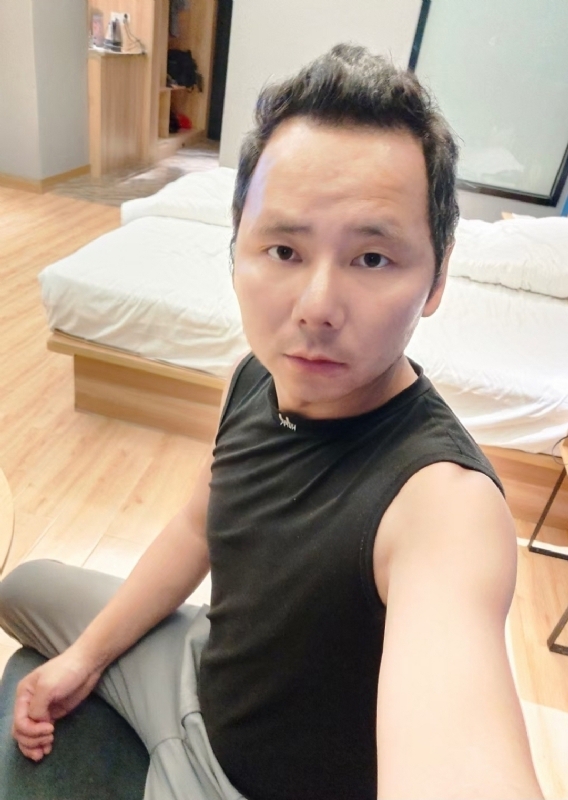 爱远的要命的第一张照片--太原相亲服务中心