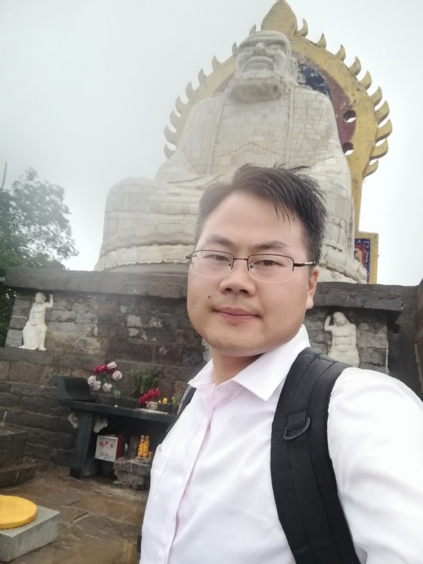 江洋党总顾问的第一张照片--太原相亲服务中心