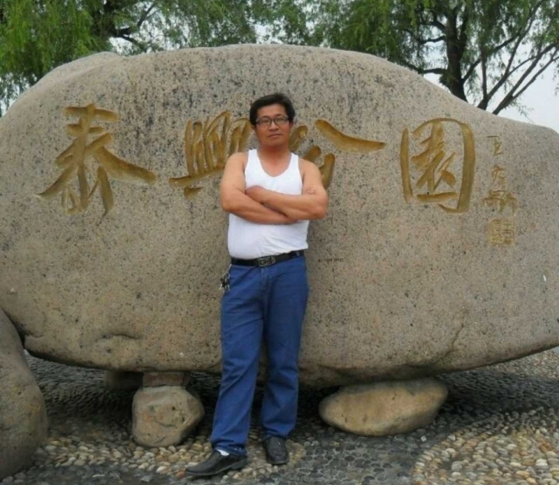 黑哥的第一张照片--太原相亲服务中心