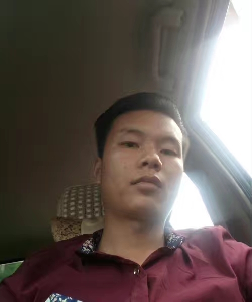 单亲爸爸的第一张照片--太原相亲服务中心