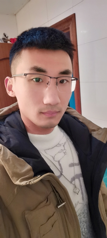 闯红灯吐泡泡的第二张照片--太原相亲服务中心