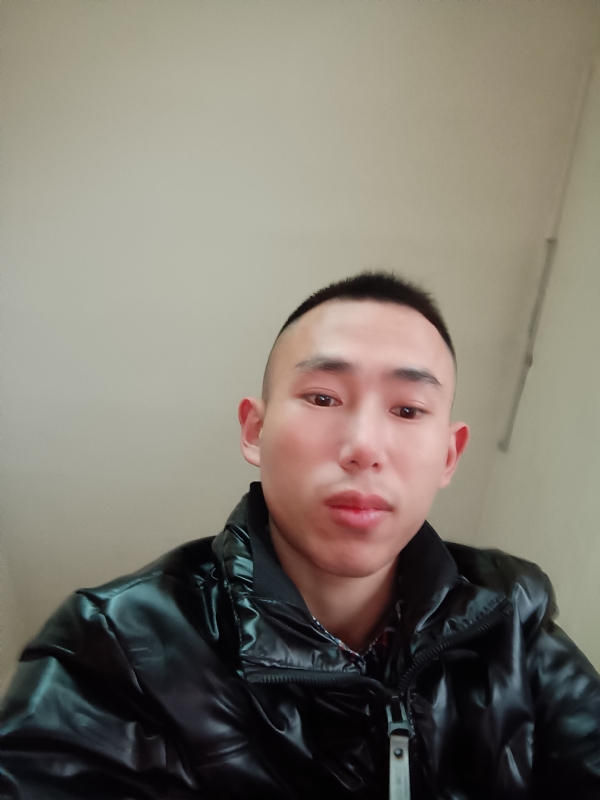 阿浩的第一张照片--太原相亲服务中心