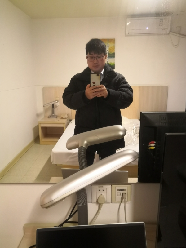 胡先生的第二张照片--太原相亲服务中心