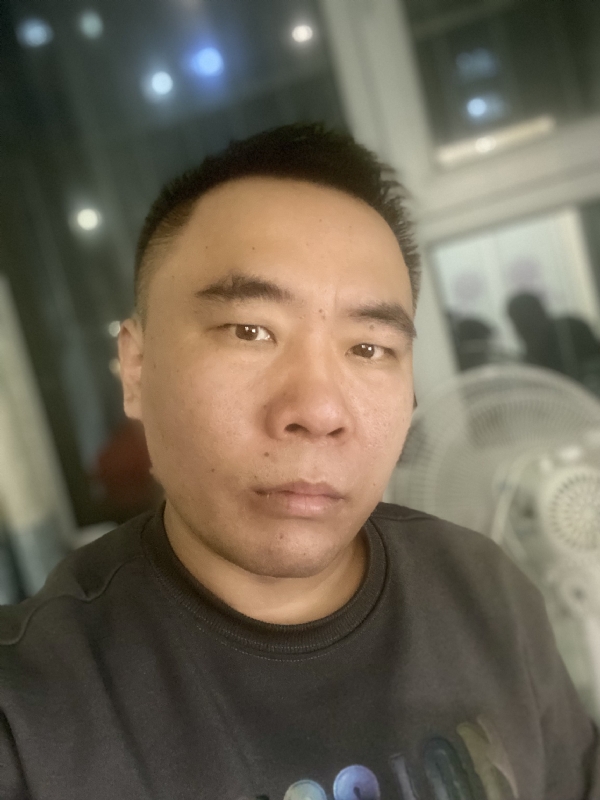 云的第三张照片--太原相亲服务中心