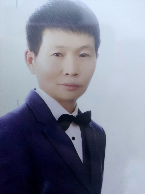 我想有个家家里有个她的第一张照片--太原相亲服务中心