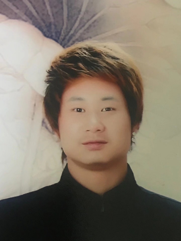 咮辛的第一张照片--太原相亲服务中心