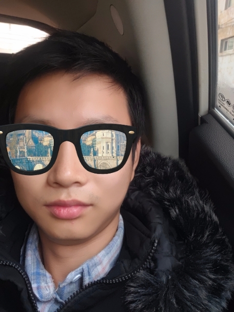 请问揉揉头的第一张照片--太原相亲服务中心