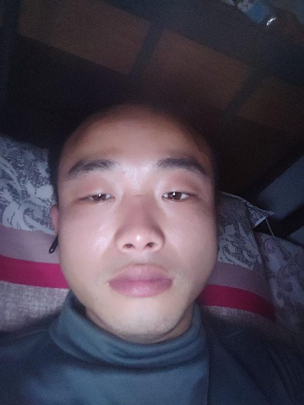 偏爱的第一张照片--太原相亲服务中心