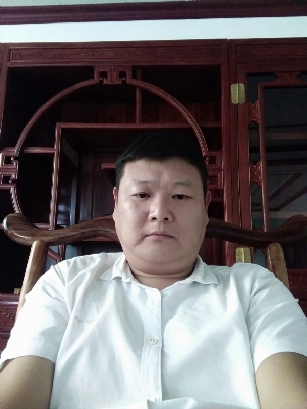 狼图腾的第一张照片--太原相亲服务中心