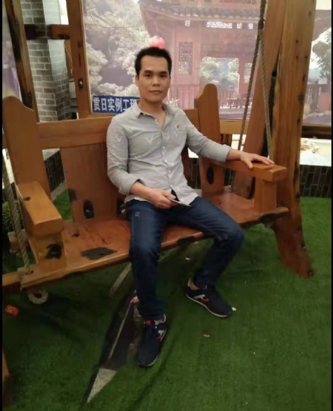 无聊人的第一张照片--太原相亲服务中心