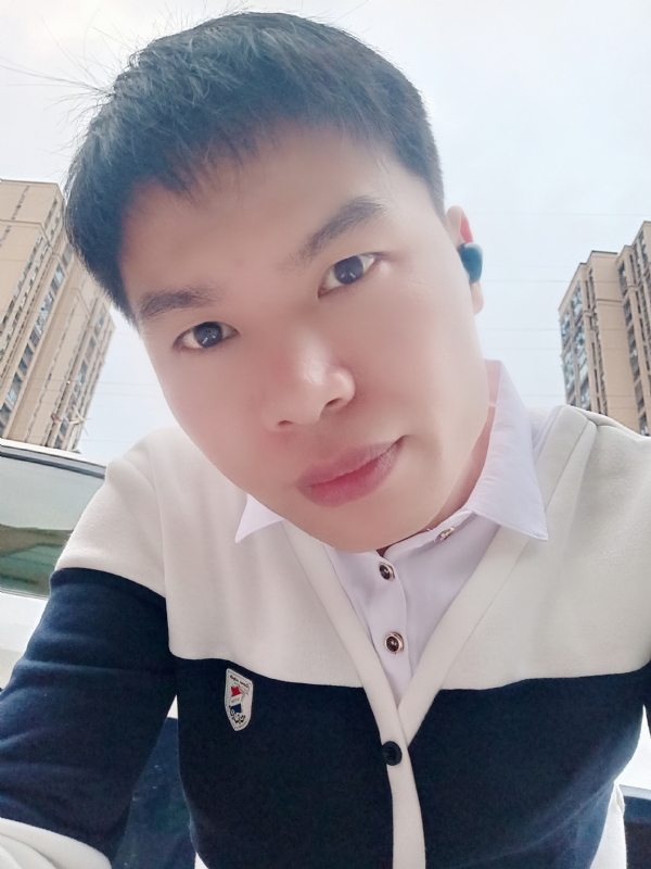 雨霁月清风的第一张照片--太原相亲服务中心