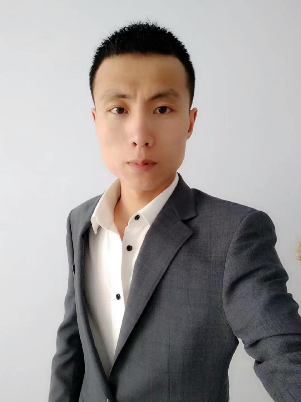 小军的第一张照片--太原相亲服务中心