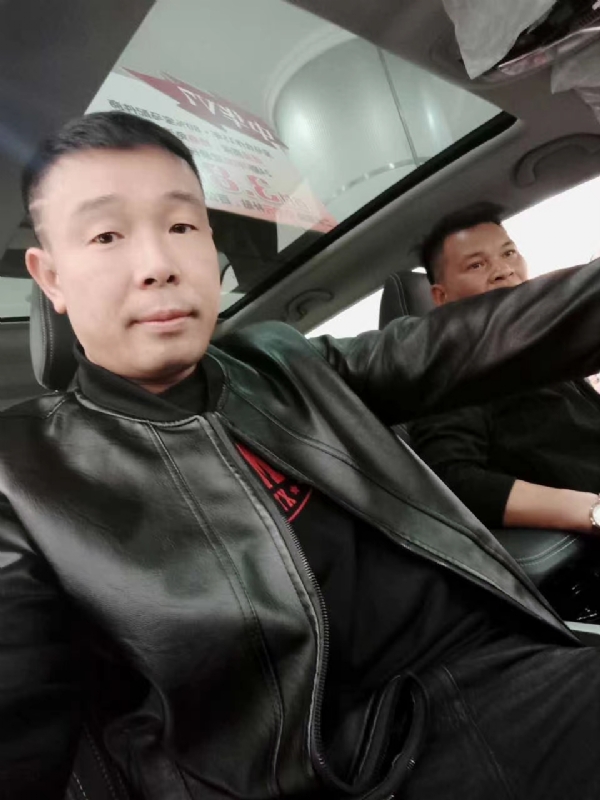 醉红尘的第一张照片--太原相亲服务中心