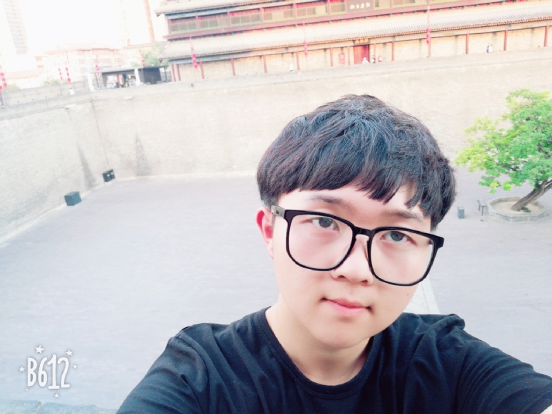 白夜行中人的第三张照片--太原相亲服务中心