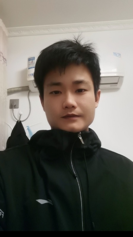 Mr丶Cui的第二张照片--太原相亲服务中心