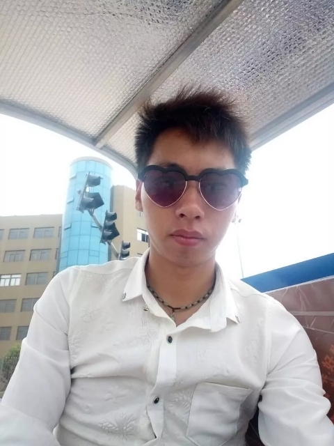 寻缘的第一张照片--太原相亲服务中心