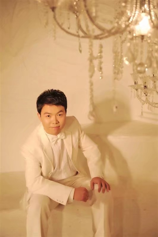 龙樱花的第一张照片--太原相亲服务中心