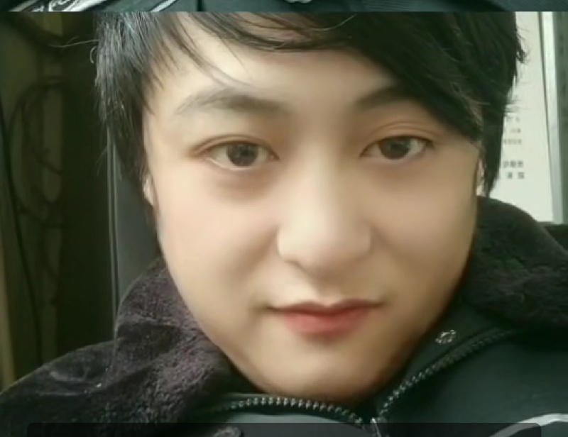 小玮的第二张照片--太原相亲服务中心