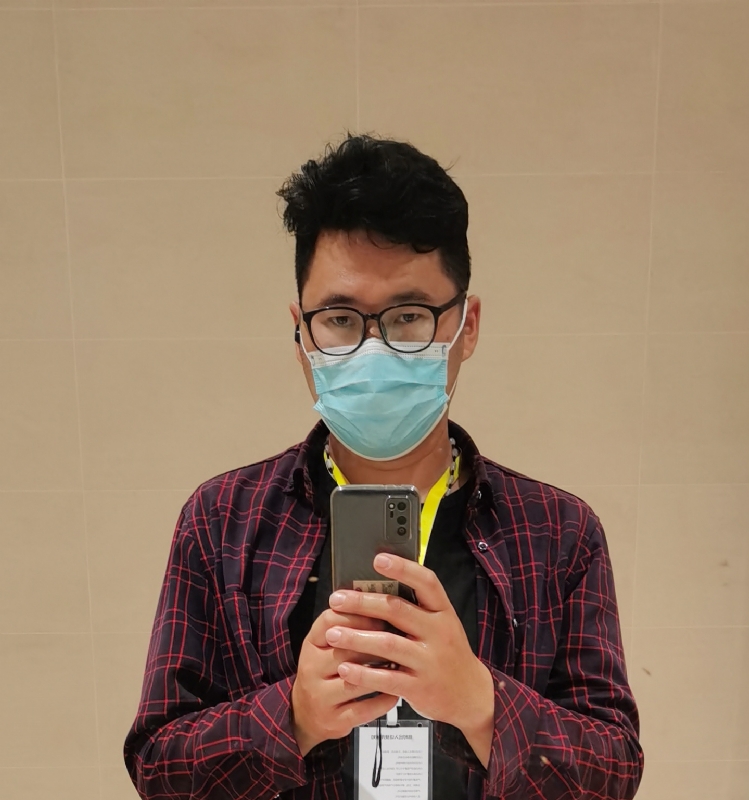 鲮的第五张照片--太原相亲服务中心