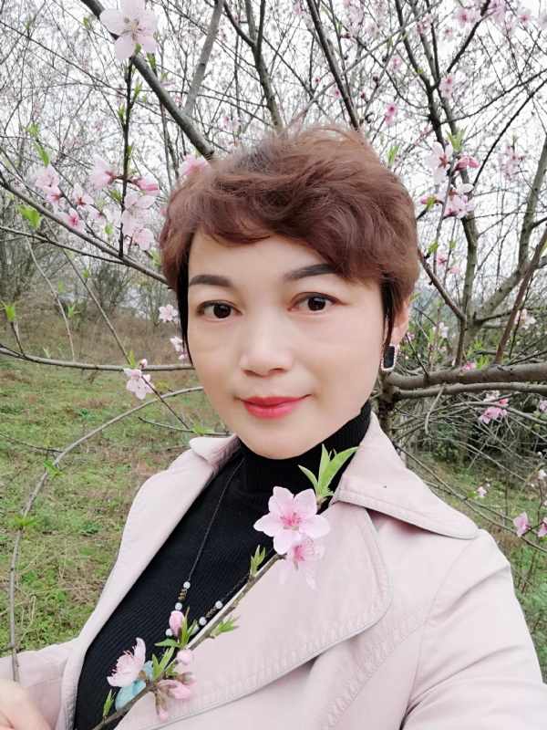转角遇到你的第一张照片--太原相亲服务中心