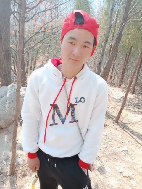 天赐人生的第一张照片--太原相亲服务中心