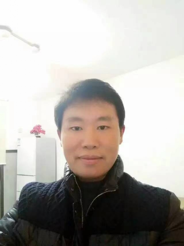 擎天柱的第一张照片--太原相亲服务中心