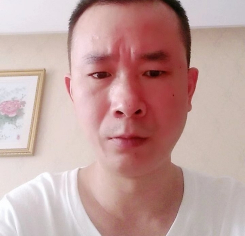 自由飞翔的第一张照片--太原相亲服务中心