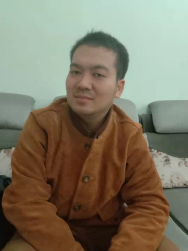 艺民的第一张照片--太原相亲服务中心