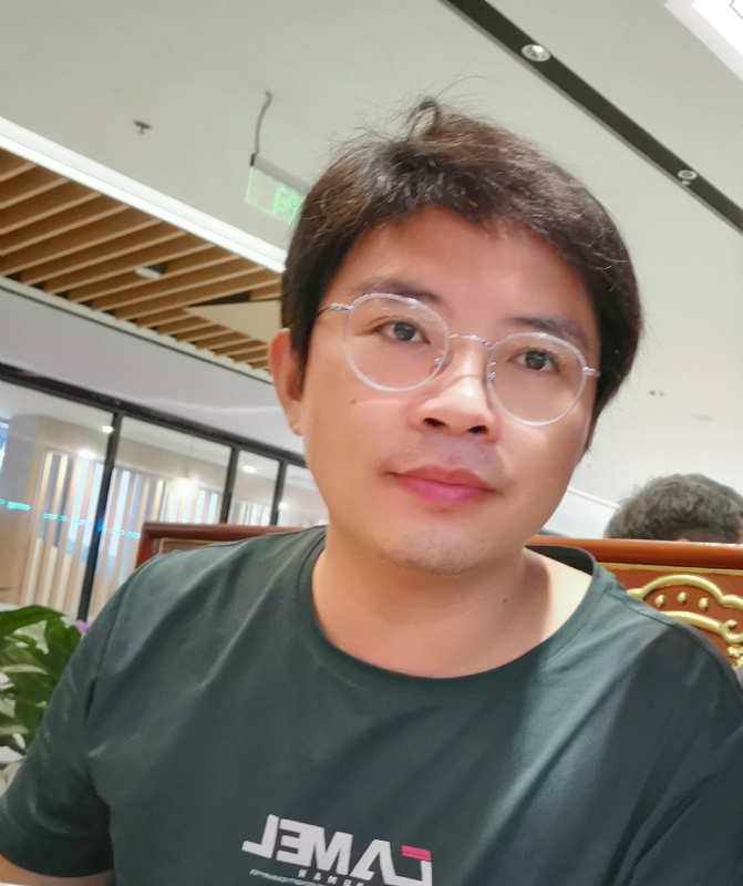 陆迅的第三张照片--太原相亲服务中心