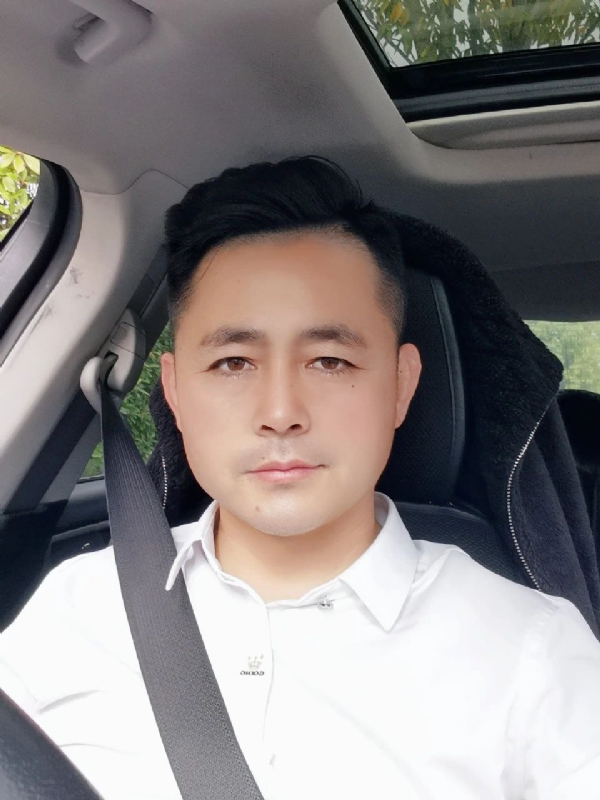 阿华大人的第二张照片--太原相亲服务中心