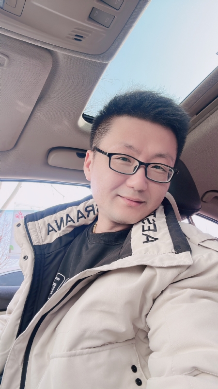 不离不弃的第二张照片--太原相亲服务中心