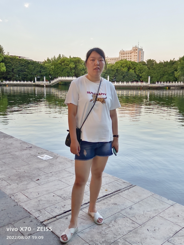 幸福触手可及的第一张照片--太原相亲服务中心