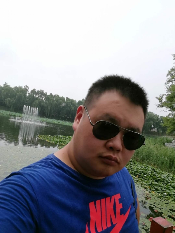 石头的第一张照片--太原相亲服务中心