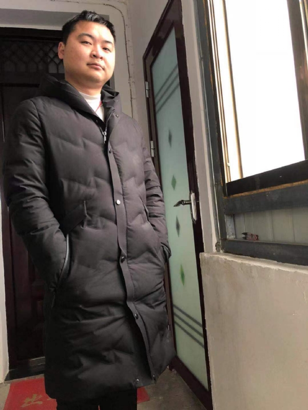 末端的第一张照片--太原相亲服务中心