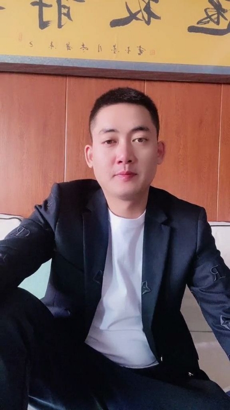 李泽胜的第一张照片--太原相亲服务中心