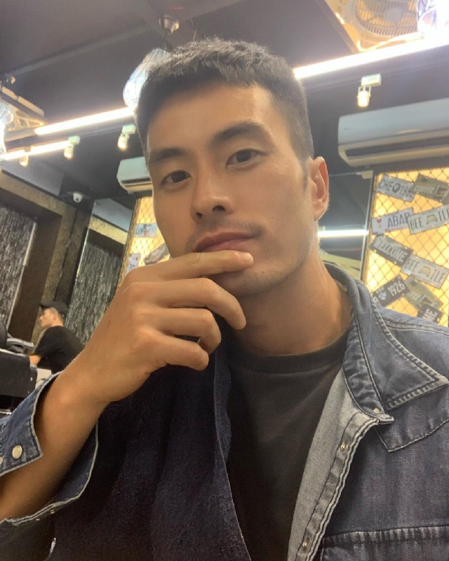 伟业强哥的第一张照片--太原相亲服务中心