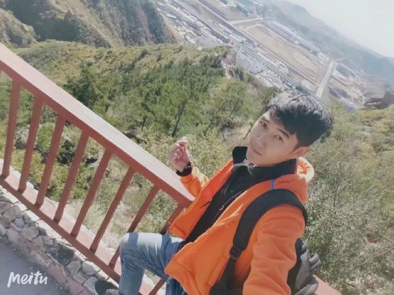 小啊鹏的第一张照片--太原相亲服务中心