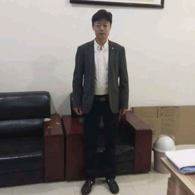 蓝天白云的第一张照片--太原相亲服务中心