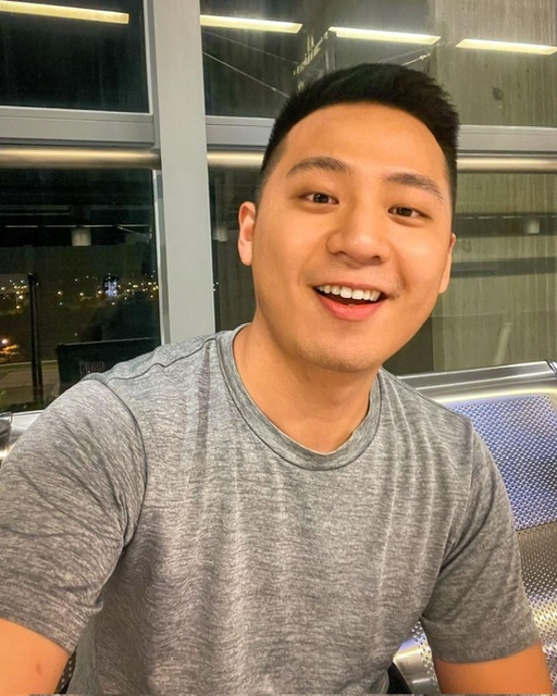 孤獨的男人的第三张照片--太原相亲服务中心