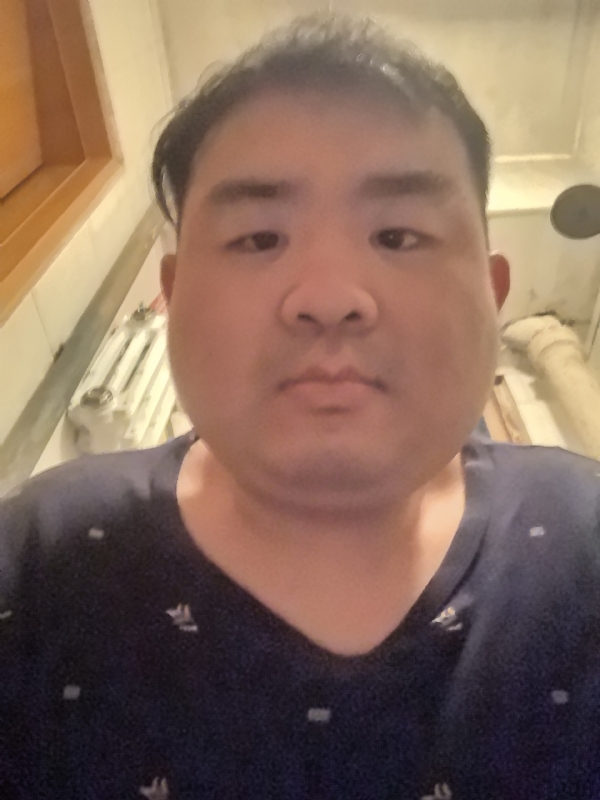 哈哈的第三张照片--太原相亲服务中心